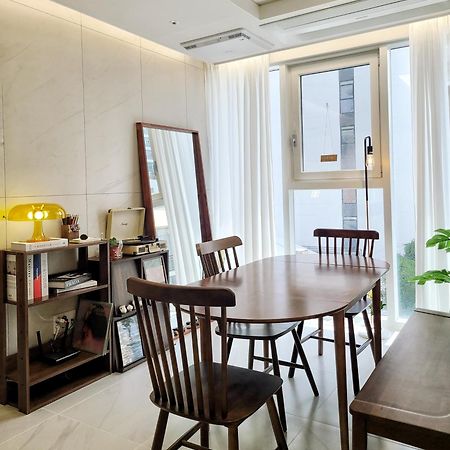 Апартаменти Gwanganli Workation House Пусан Екстер'єр фото